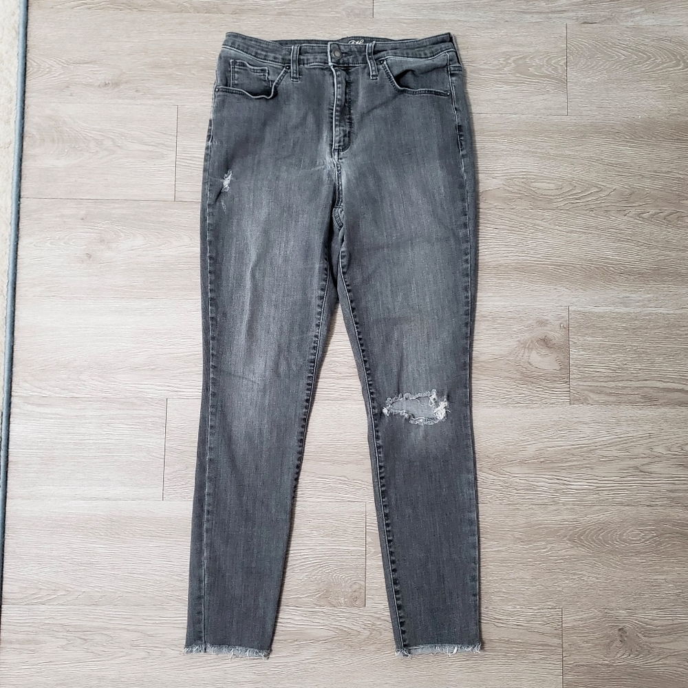 Universal Thread size 10 grey high rise raw hem distressed jean skinny denim